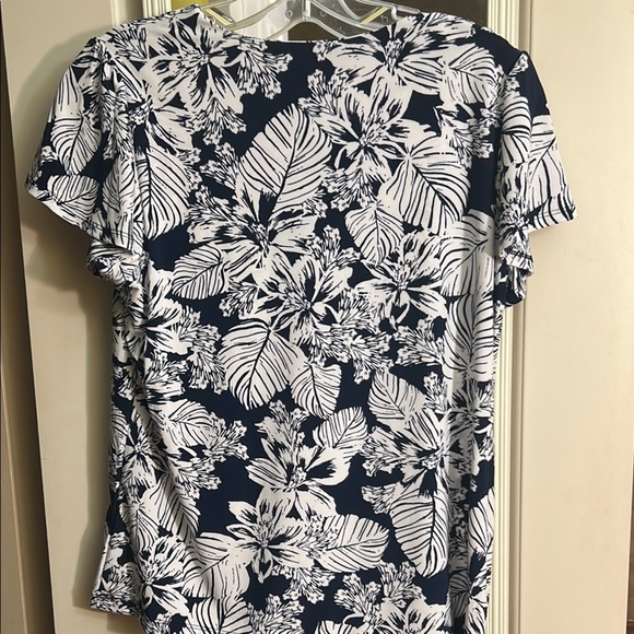 Jones New York Blue and White Fitted T-Shirt with Mandarin Collar - Picture 9 of 17